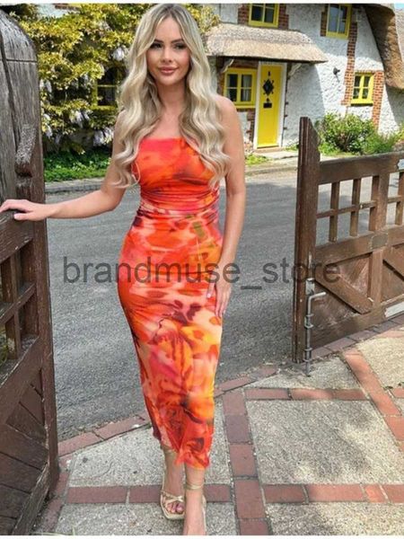 basic casual dresses summer women print tulle strapless midi dress backless sleeveless bodycon dresses chic chest wrapping pleated beach ves, Black;gray
basic casual dresses summer women print tulle strapless midi dress backless sleeveless bodycon dresses chic chest wrapping pleated beach ves, Black;gray