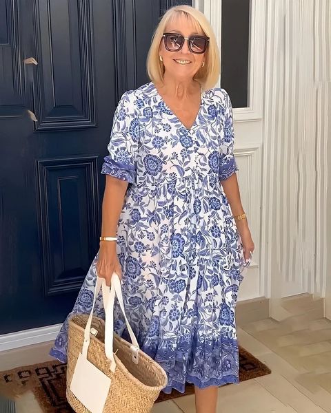 basic casual dresse floral printed boho dress 2023 summer v neck short sleeve long female fashion pleated loose beach party 230711, Black;gray
basic casual dresse floral printed boho dress 2023 summer v neck short sleeve long female fashion pleated loose beach party 230711, Black;gray