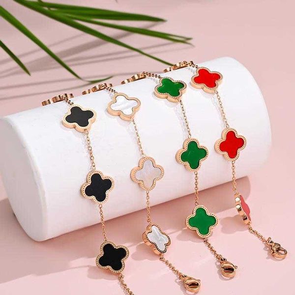 van clover bracelet four leaf clover titanium steel bracelet rose gold fashion temperament korean version niche star lucky four leaf clover, Golden;silver
van clover bracelet four leaf clover titanium steel bracelet rose gold fashion temperament korean version niche star lucky four leaf clover, Golden;silver
