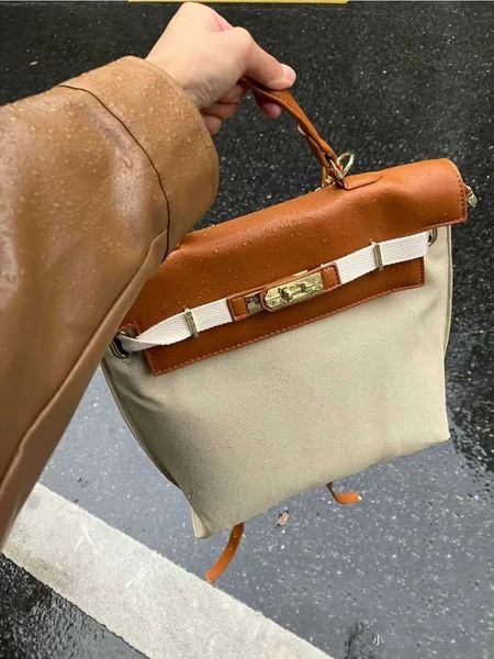kelys h home designer tote bags insider design institute style backpack 2023 new handheld one shoulder crossbody bag canvas have real logo
kelys h home designer tote bags insider design institute style backpack 2023 new handheld one shoulder crossbody bag canvas have real logo