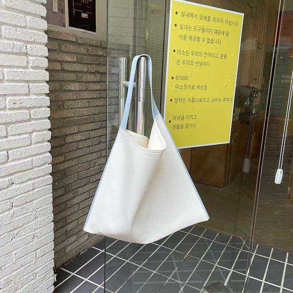 minimalist large bag green shoulder bag summer large capacity niche contrast color wide shoulder belt square tote bag female
minimalist large bag green shoulder bag summer large capacity niche contrast color wide shoulder belt square tote bag female