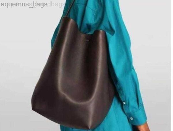 rows the designer bags small and versatile new tote bucket large capacity single shoulder portable real the row
rows the designer bags small and versatile new tote bucket large capacity single shoulder portable real the row