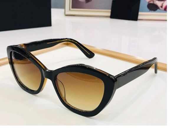 2023 women men sunglasses black width plank full frame brown gradient color butterfly glasses available with box, White;black
2023 women men sunglasses black width plank full frame brown gradient color butterfly glasses available with box, White;black