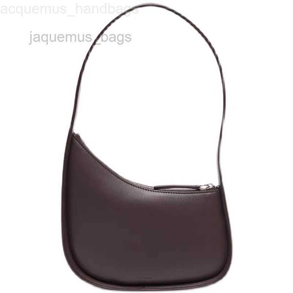 designer row tote bag half moon zipper buckle is extremely simple style minority irregular ken bean same armpit the row
designer row tote bag half moon zipper buckle is extremely simple style minority irregular ken bean same armpit the row