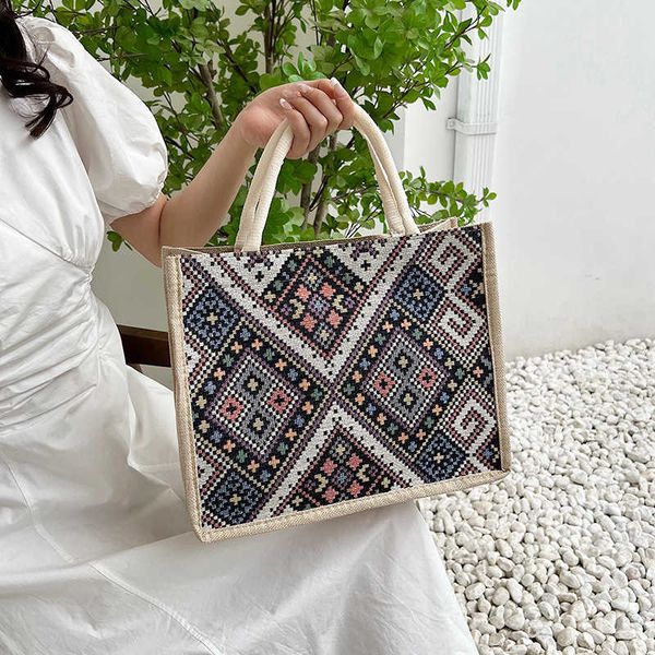 ethnic style canvas handbag new fashion commuter tote bag small handheld large capacity one shoulder bag
ethnic style canvas handbag new fashion commuter tote bag small handheld large capacity one shoulder bag