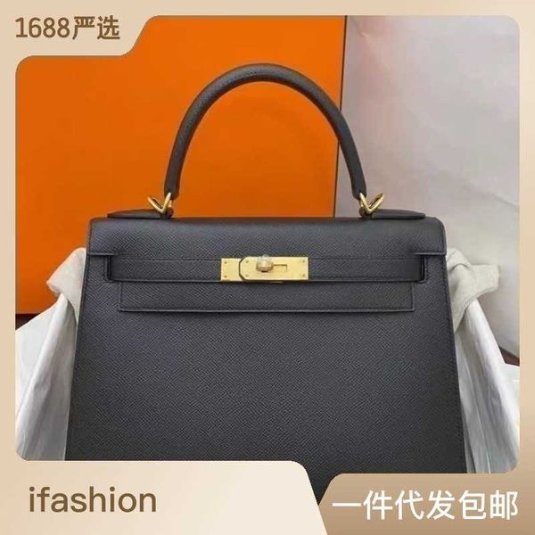 designer hemrres tote bag 2023 new palm pattern kelys wedding genuine leather women's handheld one shoulder crossbody versatile style
designer hemrres tote bag 2023 new palm pattern kelys wedding genuine leather women's handheld one shoulder crossbody versatile style