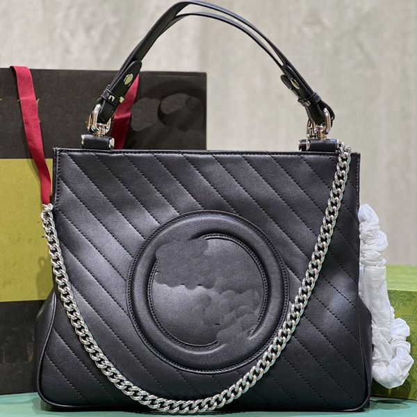 chain shoulder bag genuine leather handbag handle tote bags interlocking letter silver hardware large capacity shopper purse multiple pocket
chain shoulder bag genuine leather handbag handle tote bags interlocking letter silver hardware large capacity shopper purse multiple pocket