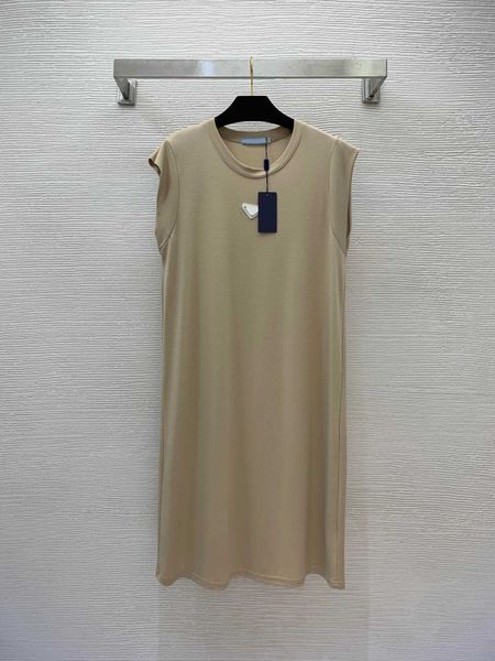 23ss summer dresses women dress womens designer clothing new badge loose slim straight sleeve dress with shoulder pad women clothes, Black;gray
23ss summer dresses women dress womens designer clothing new badge loose slim straight sleeve dress with shoulder pad women clothes, Black;gray