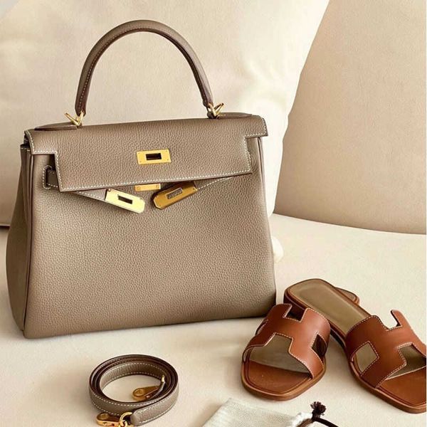 luxury designer tote bags h home kelys online store leather lychee pattern bag womens 2023 autumn and winter fashion high end foreign style
luxury designer tote bags h home kelys online store leather lychee pattern bag womens 2023 autumn and winter fashion high end foreign style