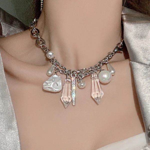 strands strings heavy industry design sense crystal pearl pendant necklace female neck ornament dark black thick chain short clavicle 230710
strands strings heavy industry design sense crystal pearl pendant necklace female neck ornament dark black thick chain short clavicle 230710