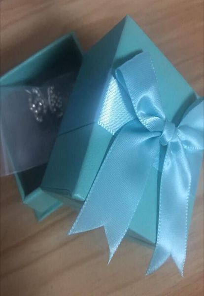 fashion designer earrings for women jewelry with crystal diamond letter style earrings for party wedding with blue bow gift box6297413, Golden;silver
fashion designer earrings for women jewelry with crystal diamond letter style earrings for party wedding with blue bow gift box6297413, Golden;silver