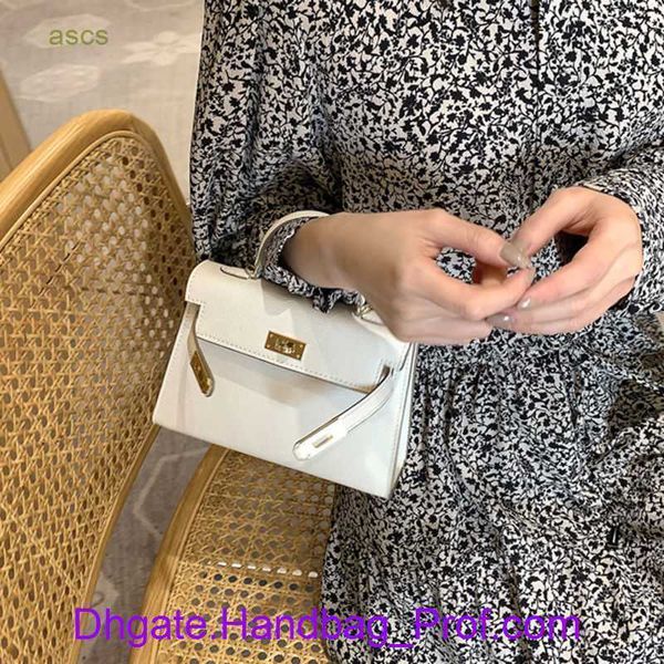 original edition kelys tote bag designer handbag hemrres online store genuine leather second generation kelyss bag mini womens 2023 new smal
original edition kelys tote bag designer handbag hemrres online store genuine leather second generation kelyss bag mini womens 2023 new smal