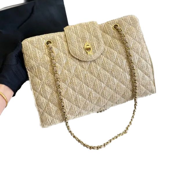 2023 straw flap shoulder bag shopper tote bags handbag beach bag classic vintage medium single woven design gold tone chain twist lock luxur
2023 straw flap shoulder bag shopper tote bags handbag beach bag classic vintage medium single woven design gold tone chain twist lock luxur