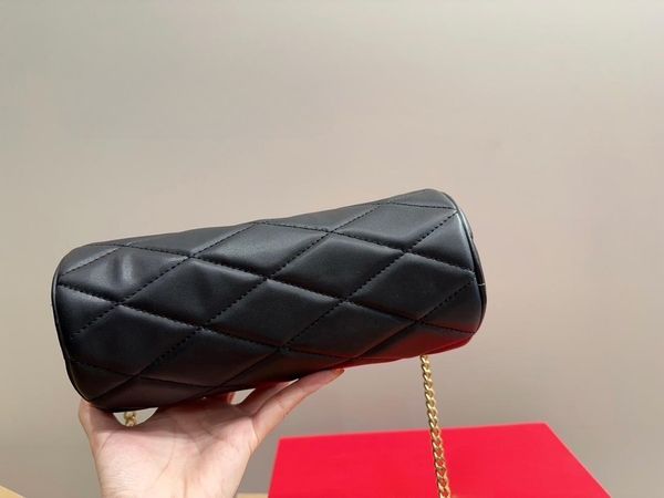 2023 new fashion chain crossbody bag versatile one shoulder women's bag advanced cylinder bag
2023 new fashion chain crossbody bag versatile one shoulder women's bag advanced cylinder bag