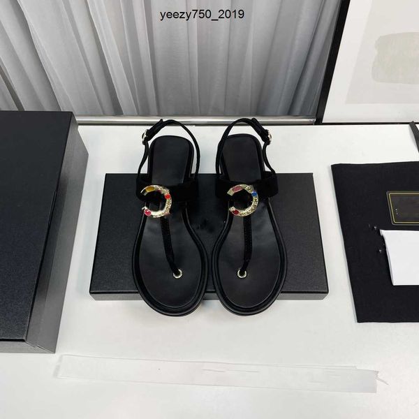 outdoor channel thong ccity designer quality beach shoes sandal luxury sandals classic women fashion high flip flops slippers slides woman g
outdoor channel thong ccity designer quality beach shoes sandal luxury sandals classic women fashion high flip flops slippers slides woman g