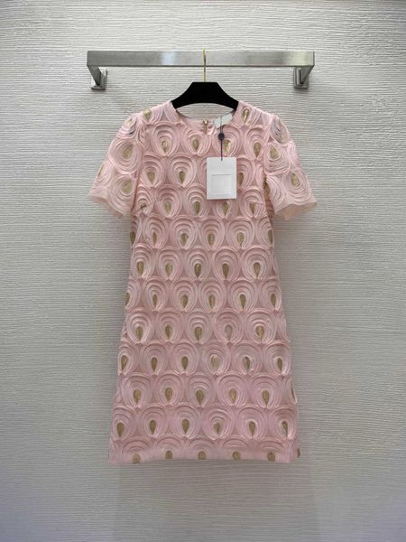 23ss summer dresses women dress womens designer clothing sequin peacock feather decorative mesh spliced a-line short sleeve dress women clot, Black;gray
23ss summer dresses women dress womens designer clothing sequin peacock feather decorative mesh spliced a-line short sleeve dress women clot, Black;gray