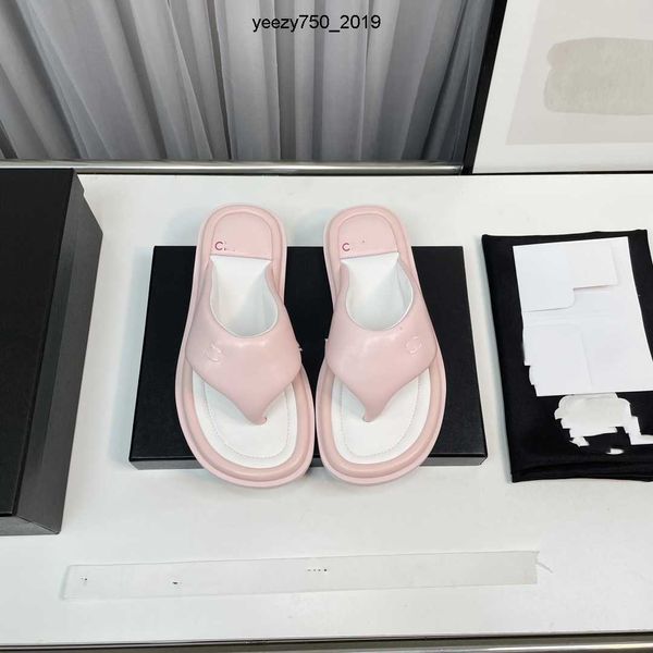 summer channel ccity designer shoe beach shoes luxury flip party flops slides women leather outdoor slippers fashion sandals footwear nhj2
summer channel ccity designer shoe beach shoes luxury flip party flops slides women leather outdoor slippers fashion sandals footwear nhj2