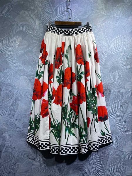 23ss designer skirts womens designer clothing fashionable versatile showcasing white temperament slim fitting printing slimming effect women, Black
23ss designer skirts womens designer clothing fashionable versatile showcasing white temperament slim fitting printing slimming effect women, Black