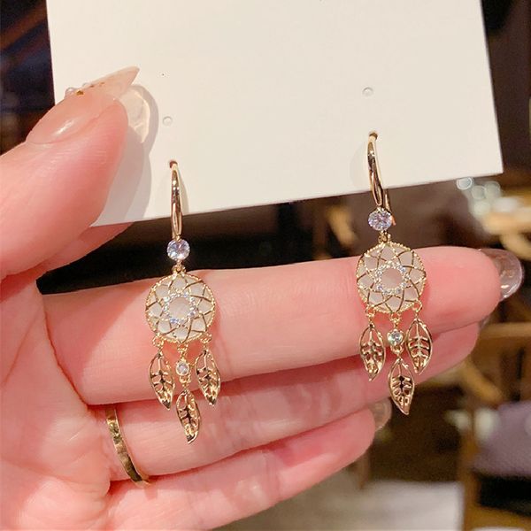stud fashion creation round opal dream catcher pendant earrings for women trend elegant wedding party jewelry gift 230710, Golden;silver
stud fashion creation round opal dream catcher pendant earrings for women trend elegant wedding party jewelry gift 230710, Golden;silver