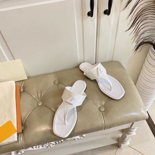 designer slippers clip-toe board shoes women's white black orange blue sizes 35-40
designer slippers clip-toe board shoes women's white black orange blue sizes 35-40