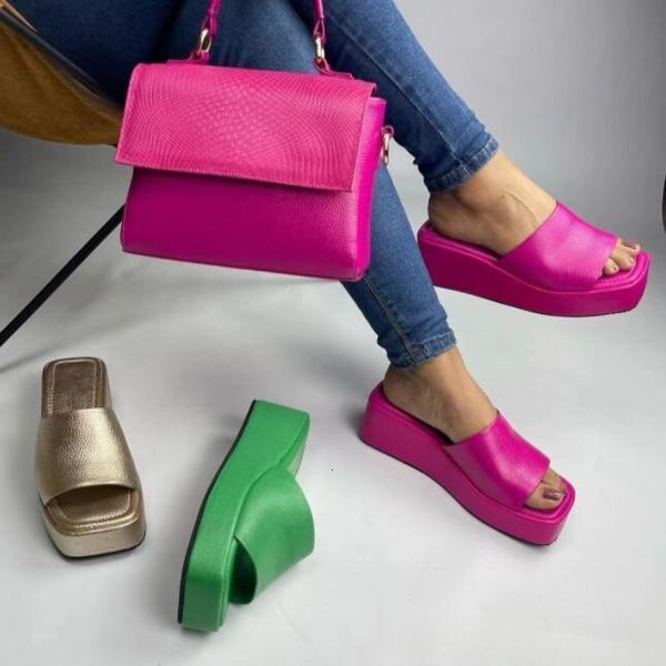 slippers women square-headed thick-soled flat middle heel slippers women's large simple beach sandals versatile sandals slippers 230710, Black
slippers women square-headed thick-soled flat middle heel slippers women's large simple beach sandals versatile sandals slippers 230710, Black