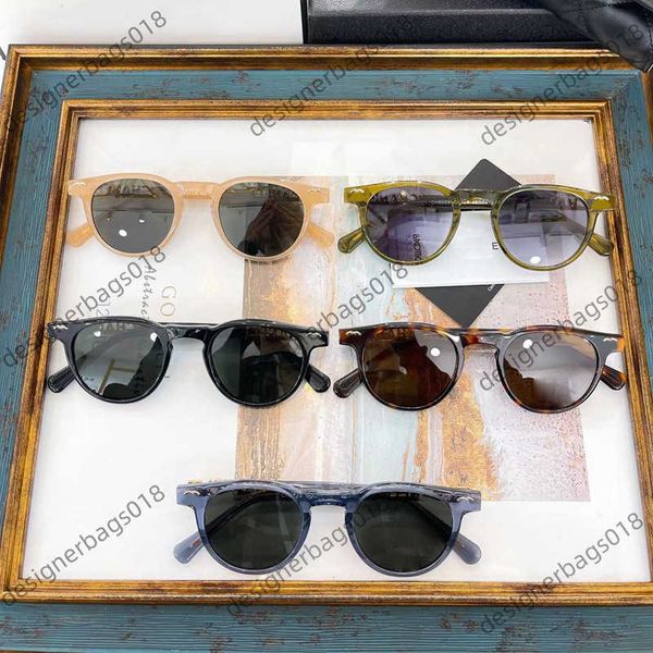 Xiao Xiang family sunglasses Xiaoxiangjia Fashion Sunglasses with Diamond Carved out Letters Big Face Slim Anti UV High Quality
Xiao Xiang family sunglasses Xiaoxiangjia Fashion Sunglasses with Diamond Carved out Letters Big Face Slim Anti UV High Quality