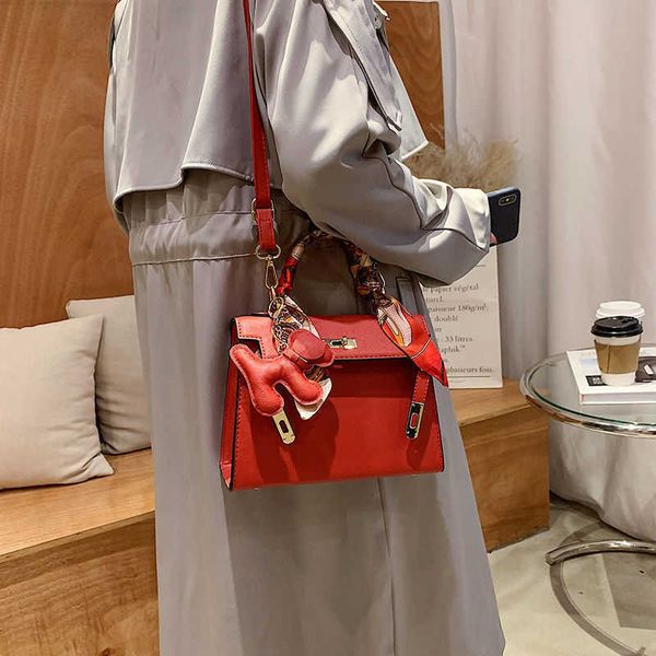 designer hemrres tote bag bride's wedding red women's new handbag crossbody kelys fashion versatile shoulder
designer hemrres tote bag bride's wedding red women's new handbag crossbody kelys fashion versatile shoulder