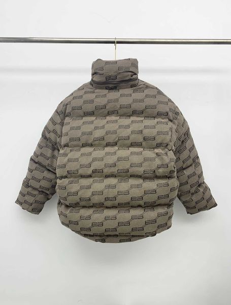 men's autumn and winter five-grid silhouette cut long-sleeved down coat, covered with classic double b pattern, high g heavy pile volum, Black
men's autumn and winter five-grid silhouette cut long-sleeved down coat, covered with classic double b pattern, high g heavy pile volum, Black