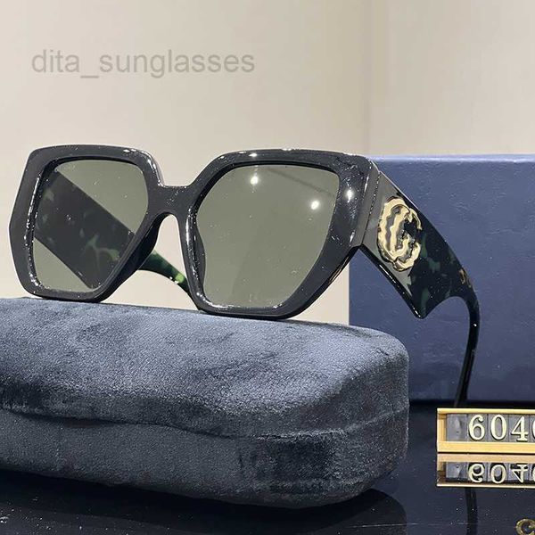 designer sunglasses luxury for women alphabet design seaside driving wear beach retro frame luxury design uv380 with box nice, White;black
designer sunglasses luxury for women alphabet design seaside driving wear beach retro frame luxury design uv380 with box nice, White;black