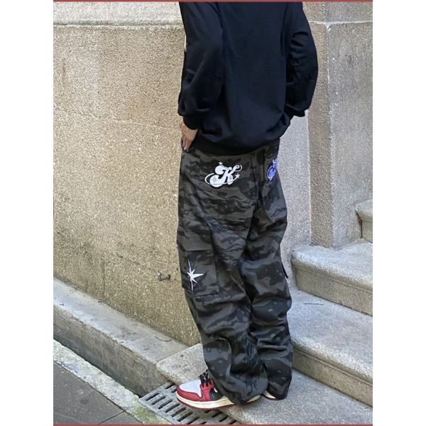 men's pants american vintage atmosphere style embroidered camouflage multi-pocket cargo pants men's ins fashion label loose straig, Black
men's pants american vintage atmosphere style embroidered camouflage multi-pocket cargo pants men's ins fashion label loose straig, Black