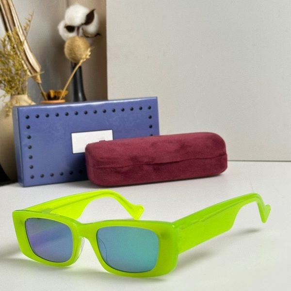 2023 women men sunglasses green width plank full frame blue purple gradient color narrow rectangle glasses available with box, White;black
2023 women men sunglasses green width plank full frame blue purple gradient color narrow rectangle glasses available with box, White;black