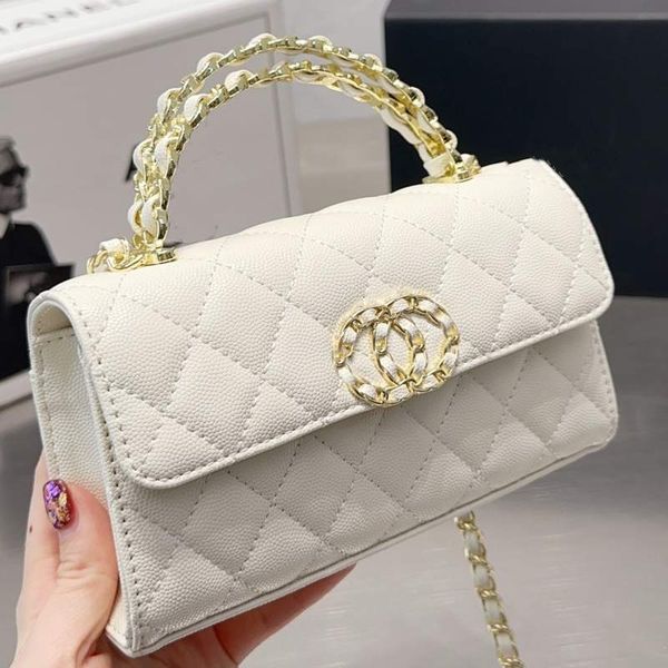 fashion women's designer handbag exquisite shoulder bag mini version handbag leather material
fashion women's designer handbag exquisite shoulder bag mini version handbag leather material