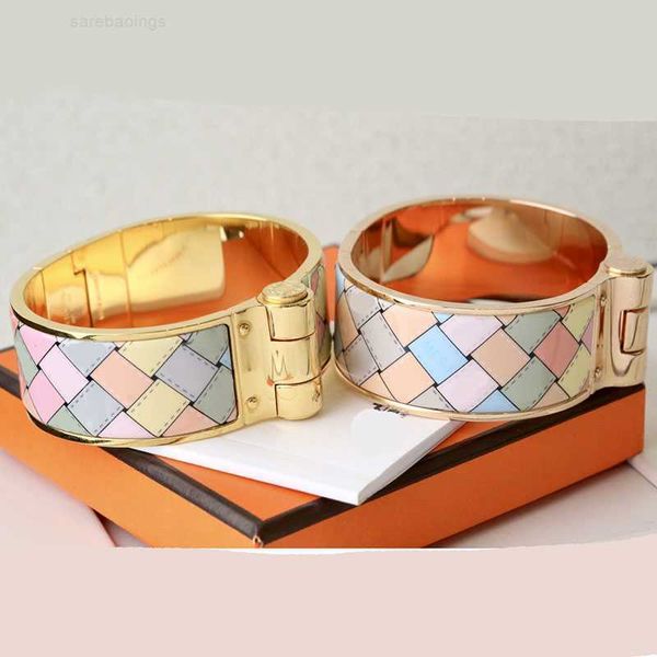 luxury designer bracelet her max enamel clic bangle for women charm bracelets 20mm middle size snap-fastener colorful z0al 7av2, Golden;silver
luxury designer bracelet her max enamel clic bangle for women charm bracelets 20mm middle size snap-fastener colorful z0al 7av2, Golden;silver