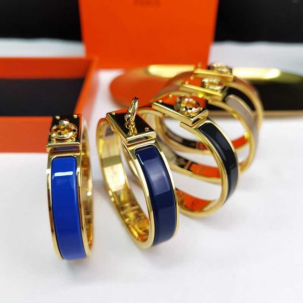 luxury designer bracelet her max 12mm enamel clic bangle for women charming bracelets new arrivals have 9nym dub2, Black
luxury designer bracelet her max 12mm enamel clic bangle for women charming bracelets new arrivals have 9nym dub2, Black