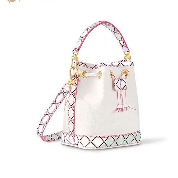mini bucket bag women drawstring bag designer handbag purse classic flower letter print leather shoulder bags fashion string cross body remo
mini bucket bag women drawstring bag designer handbag purse classic flower letter print leather shoulder bags fashion string cross body remo