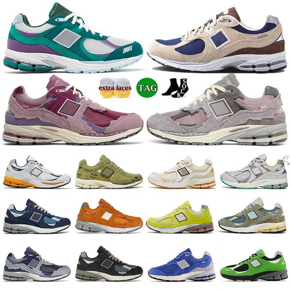 luxury fashion 2002r sneakers designer casual shoes women mens 2002 r protection pack phantom rain on cloud white black lunar new year mule
luxury fashion 2002r sneakers designer casual shoes women mens 2002 r protection pack phantom rain on cloud white black lunar new year mule