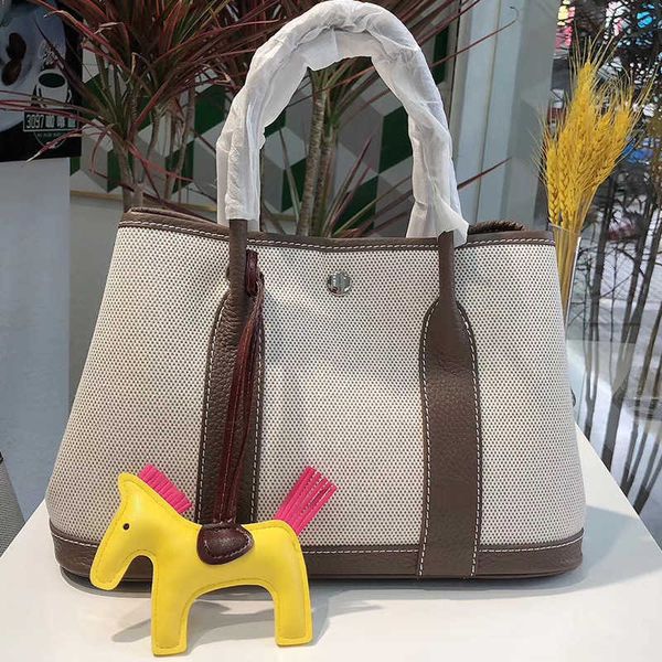 garden party bags designer women's 2023 new bag one shoulder oblique span tote versatile canvas portable shopping bucket 1hhno
garden party bags designer women's 2023 new bag one shoulder oblique span tote versatile canvas portable shopping bucket 1hhno