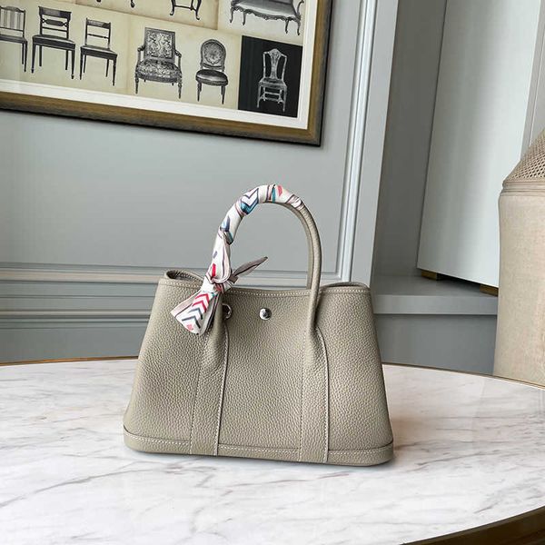garden party bags designer garden new leather bag fashion first layer cowhide women's versatile large capacity handbag pure tote 1q458
garden party bags designer garden new leather bag fashion first layer cowhide women's versatile large capacity handbag pure tote 1q458