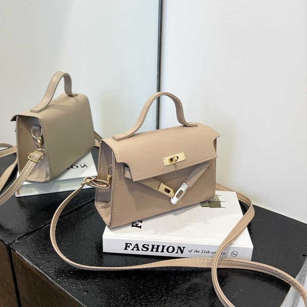 designer hemrres tote bag fashion net red kelys mini small women's 2023 new versatile ins handbag single shoulder crossbody
designer hemrres tote bag fashion net red kelys mini small women's 2023 new versatile ins handbag single shoulder crossbody