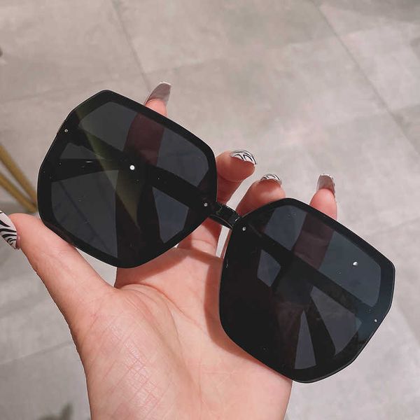 designer gc sunglasses fashion luxury brand 2023 red square simple sunshade sunglasses large frame men's and women's uv resistant, White;black
designer gc sunglasses fashion luxury brand 2023 red square simple sunshade sunglasses large frame men's and women's uv resistant, White;black
