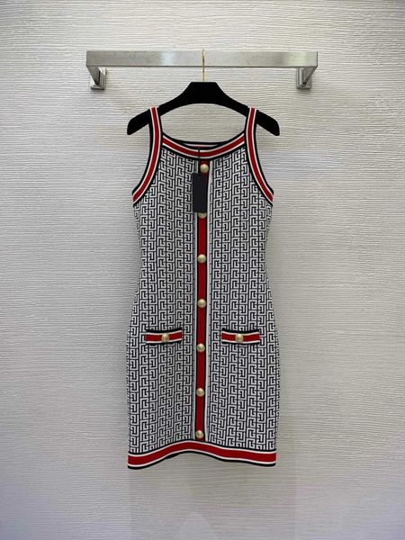 23ss summer dresses women dress womens designer clothing summer new letter labyrinth print slim fit elastic knit strap dress women clothes, Black;gray
23ss summer dresses women dress womens designer clothing summer new letter labyrinth print slim fit elastic knit strap dress women clothes, Black;gray