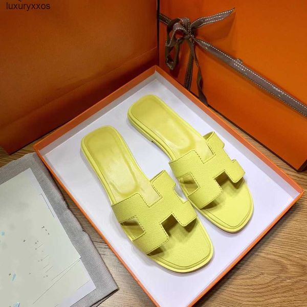 lady 2023 summer hh slipper designer sandal oran leather h outwear versatile slippers fashionable flat bottom women's fairy style 37jl
lady 2023 summer hh slipper designer sandal oran leather h outwear versatile slippers fashionable flat bottom women's fairy style 37jl