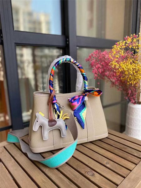 garden party bags designer togo layer cowhide bag 2023 new genuine leather bucket fashion portable garden women's 209cq
garden party bags designer togo layer cowhide bag 2023 new genuine leather bucket fashion portable garden women's 209cq