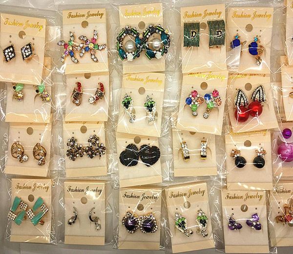 women lady earring elegant crystal rhinestone ear stud earrings whole pairs1525378, Golden
women lady earring elegant crystal rhinestone ear stud earrings whole pairs1525378, Golden