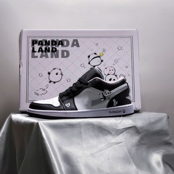 men women 1s basketball shoes 2023 panda jumpman 1 low black white cement lifestyle casual outdoor sneakers
men women 1s basketball shoes 2023 panda jumpman 1 low black white cement lifestyle casual outdoor sneakers