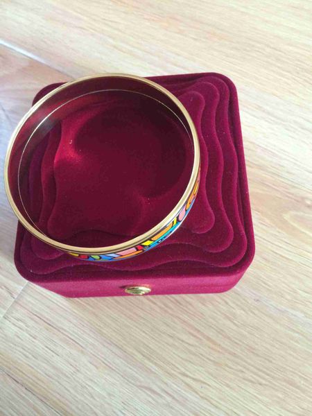 luxury brand designer bracelet her max hundertwasser village series 18k goldplated enamel bangle bracelet for woman bracelets bangles width, Black
luxury brand designer bracelet her max hundertwasser village series 18k goldplated enamel bangle bracelet for woman bracelets bangles width, Black