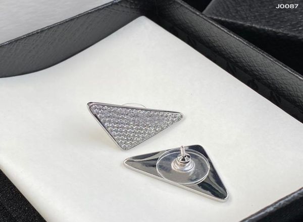 fashion inverted triangle rarrings stud luxury designer letter earrings women wedding partyjewelry for her anniversary gift4553374, Golden;silver
fashion inverted triangle rarrings stud luxury designer letter earrings women wedding partyjewelry for her anniversary gift4553374, Golden;silver