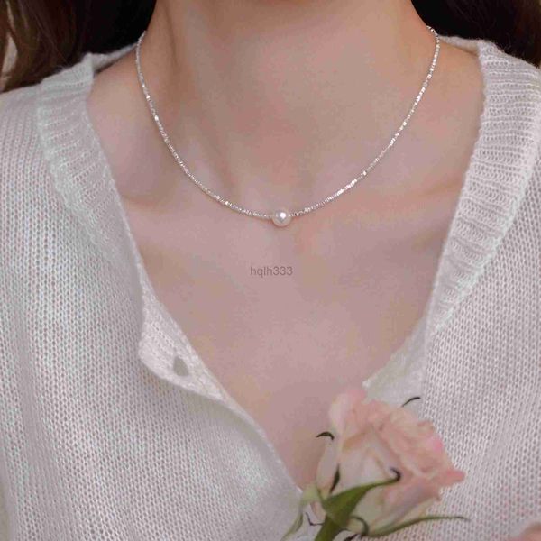 twins broken silver pearl pendant necklace for women's light luxury high grade collar chain new fashion design feeling neckchain for wo
twins broken silver pearl pendant necklace for women's light luxury high grade collar chain new fashion design feeling neckchain for wo