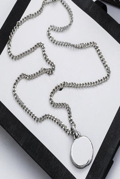 2022 luxury letter silver chain necklace retro couple necklaces men and women pendant designer jewelry gift9040113
2022 luxury letter silver chain necklace retro couple necklaces men and women pendant designer jewelry gift9040113