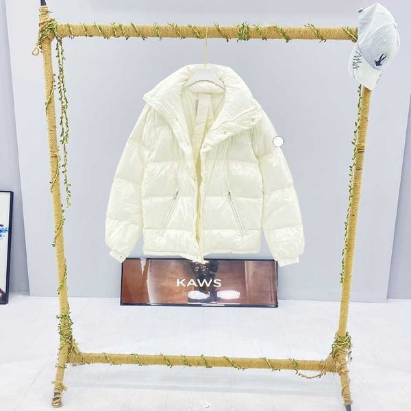 autumn and winter women's bright face standing collar down jacket, standard white duck down filling, very loose, bright fabric, waterpr, Black
autumn and winter women's bright face standing collar down jacket, standard white duck down filling, very loose, bright fabric, waterpr, Black